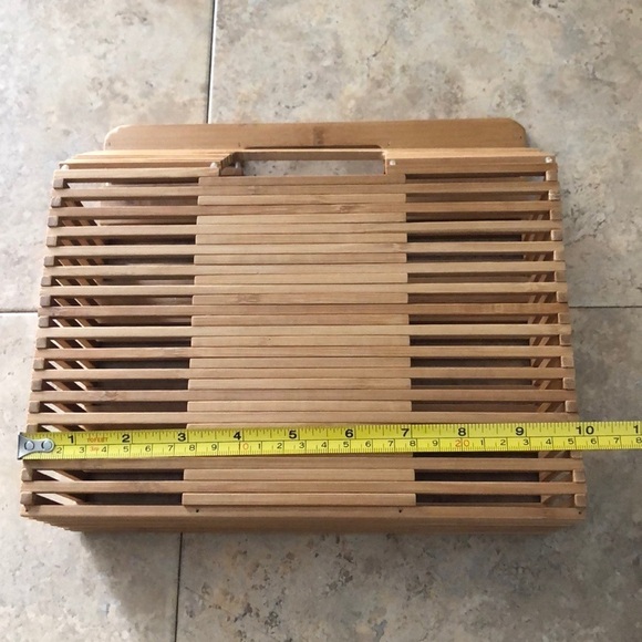 Bamboo Handbag - Picture 6 of 8
